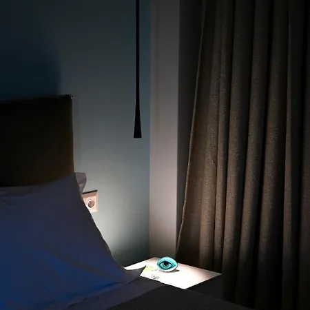 Eumorphia & 斯基亚索斯镇