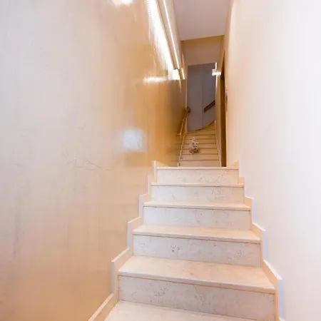 Eumorphia & מלון דירות