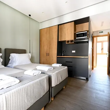 Apartahotel Eumorphia & 4*