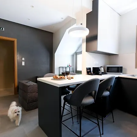 Eumorphia & העיירה סקיאתוס