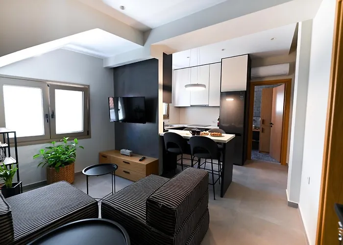 Eumorphia & Aparthotel Skiathos Town