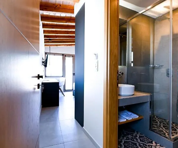 Aparthotel Eumorphia &