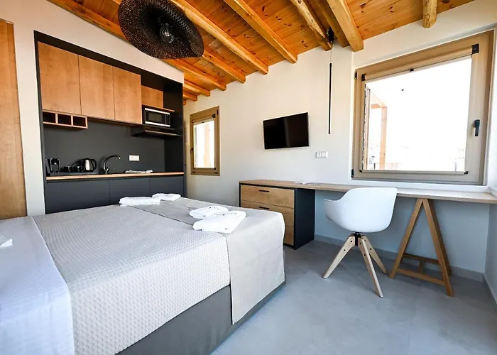 Apart-hotel Eumorphia & 4*