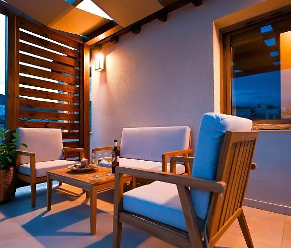 Eumorphia & Skiathos Town